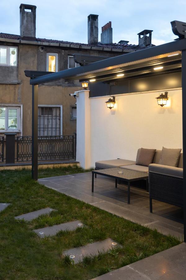 Suite with Garden View