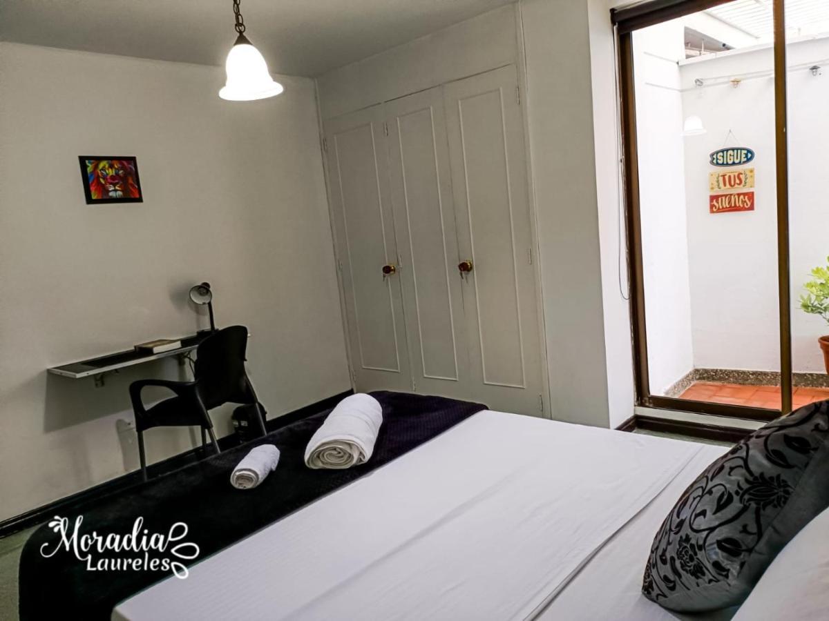 Apartamento con balcón