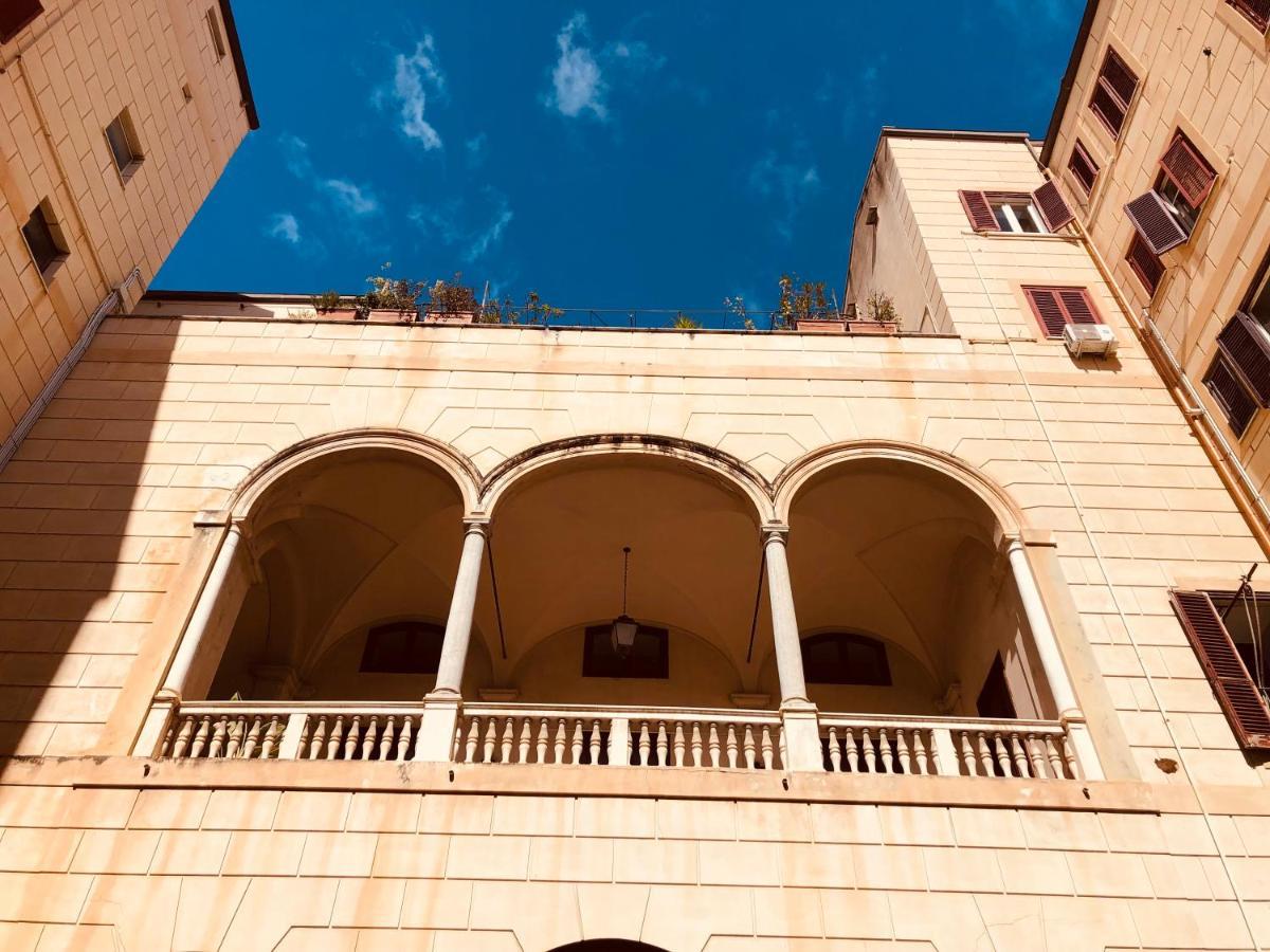 Deluxe Studio