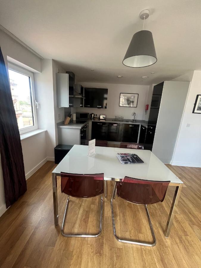 One-Bedroom Apartment with Balcony