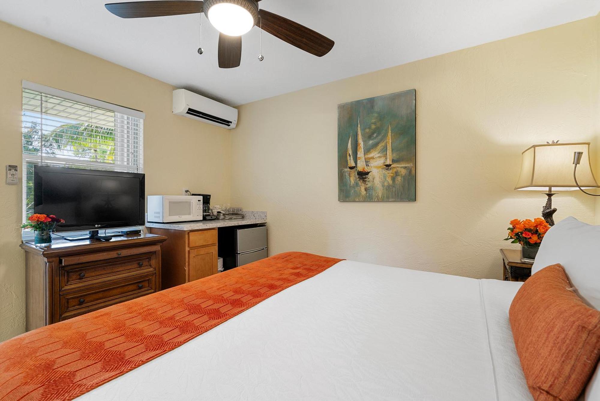 Standard King Room