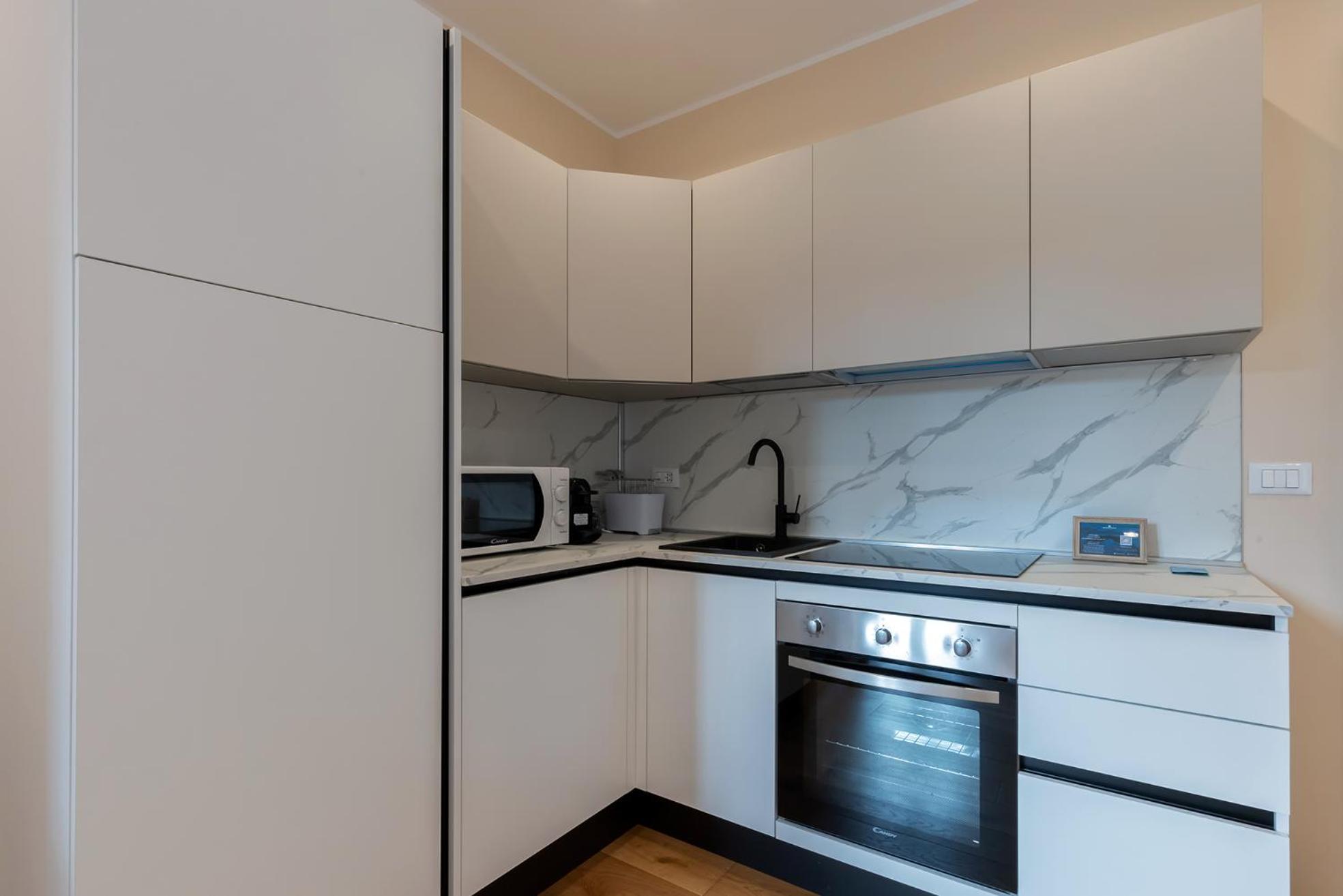 Appartamento con 1 Camera da Letto - Via Volturno 31