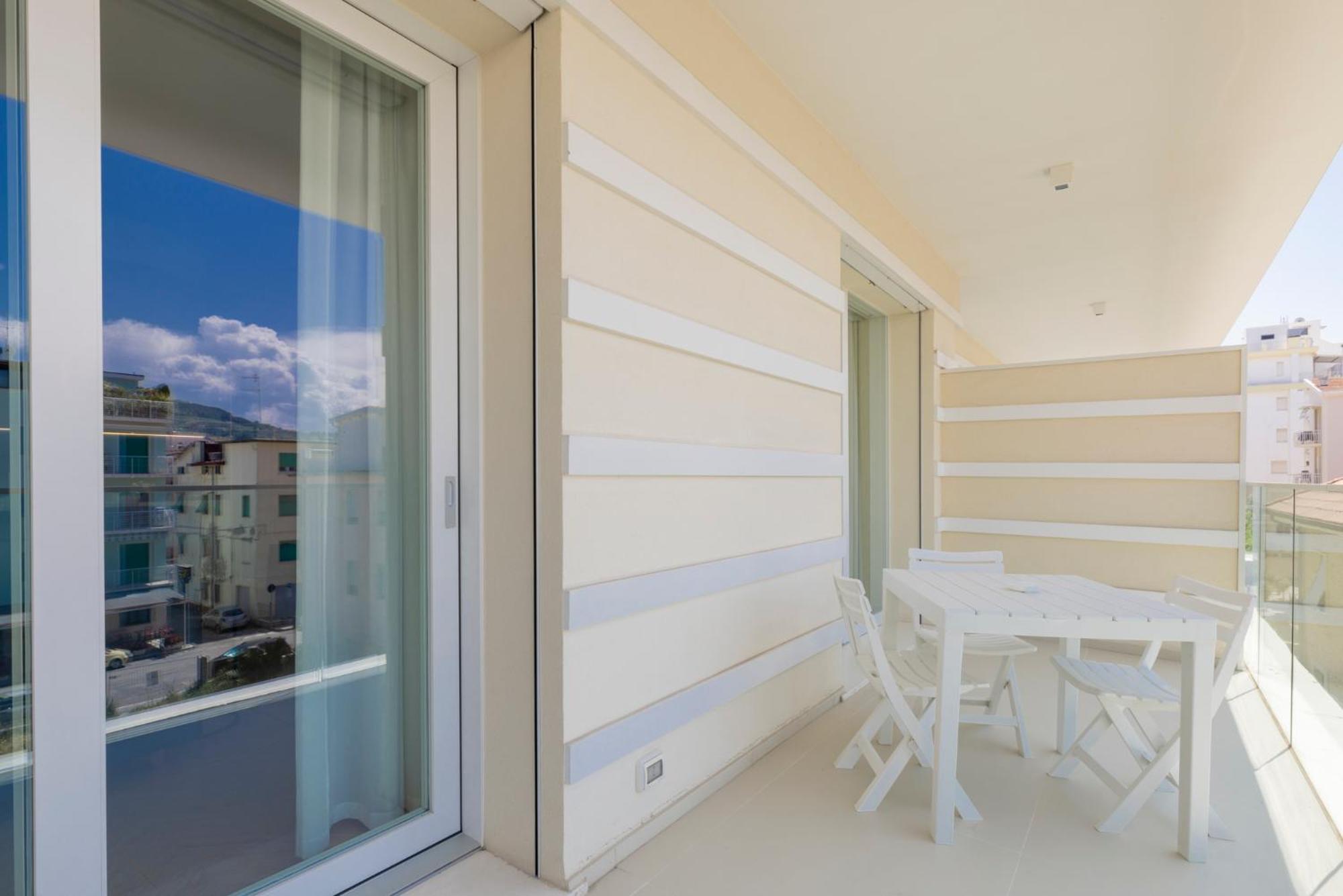 Monolocale con Terrazza