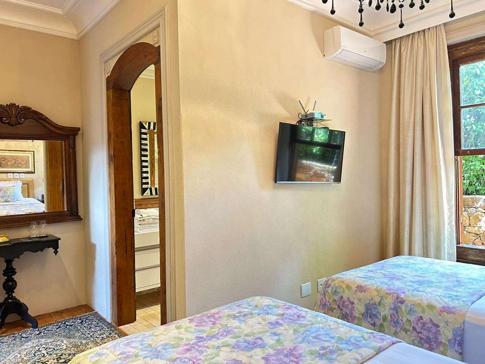 Standard Double Suite