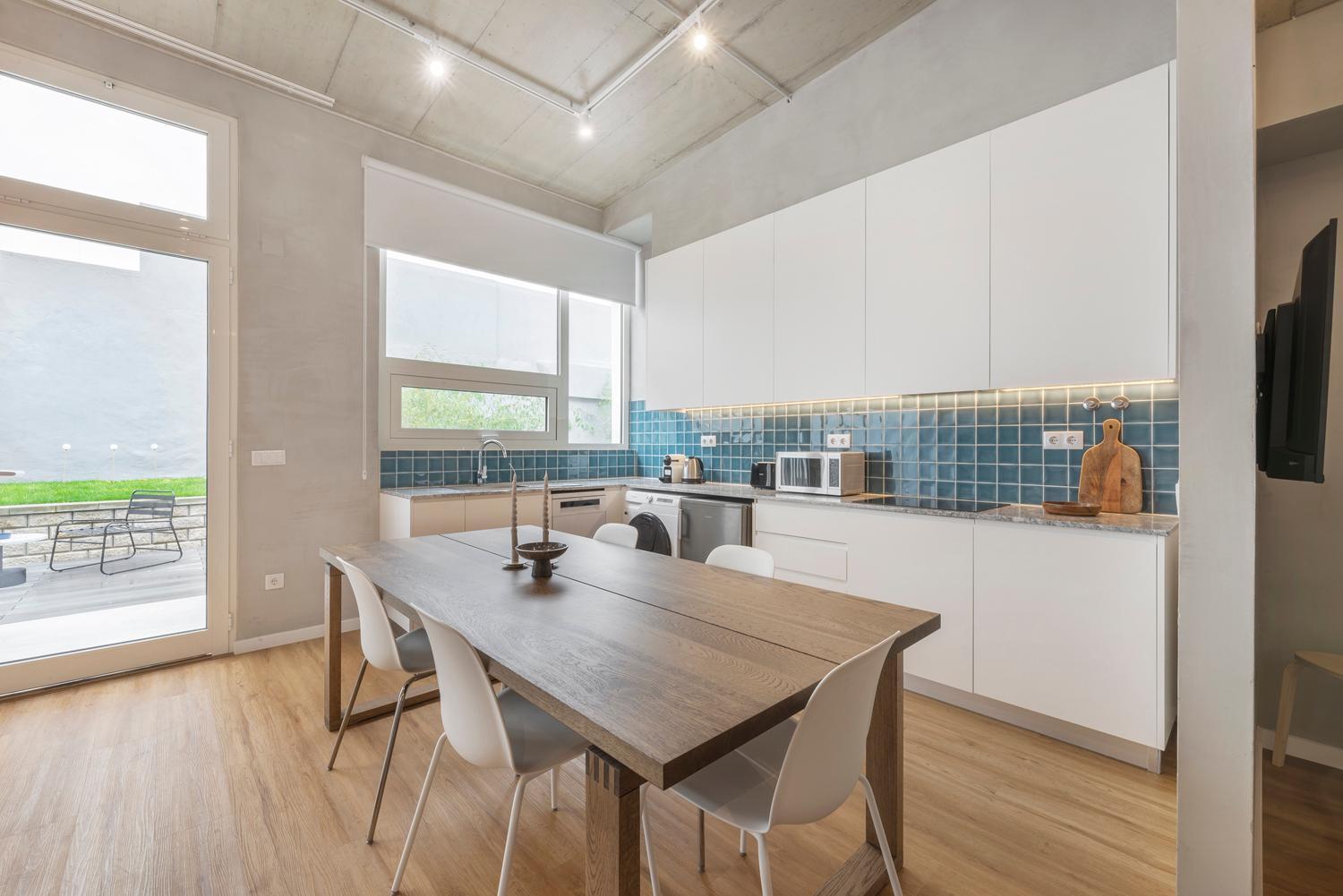 Apartamento com Jardim (4 Adultos)