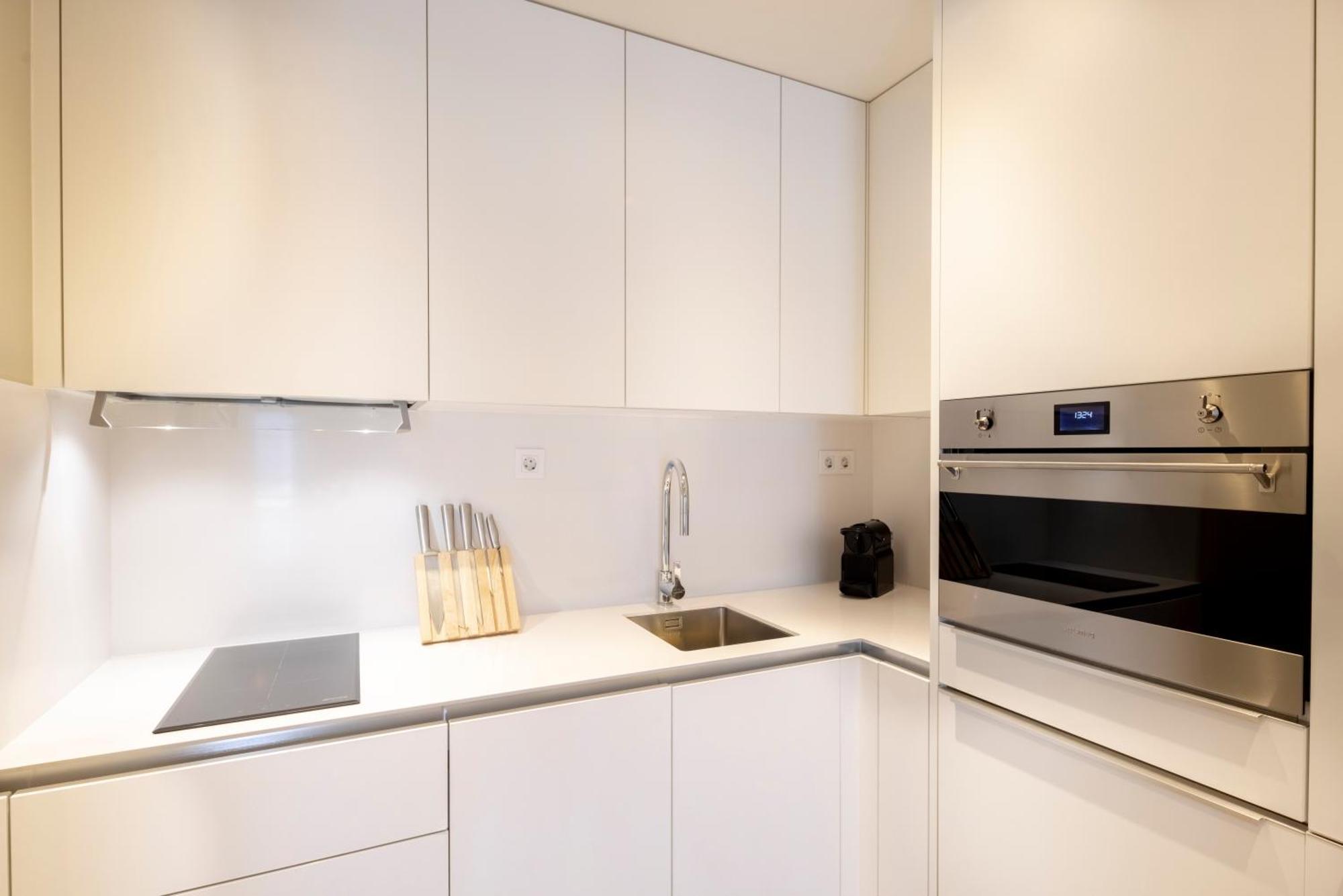 Standard Two-Bedroom Apartment,1540594564:JPEG