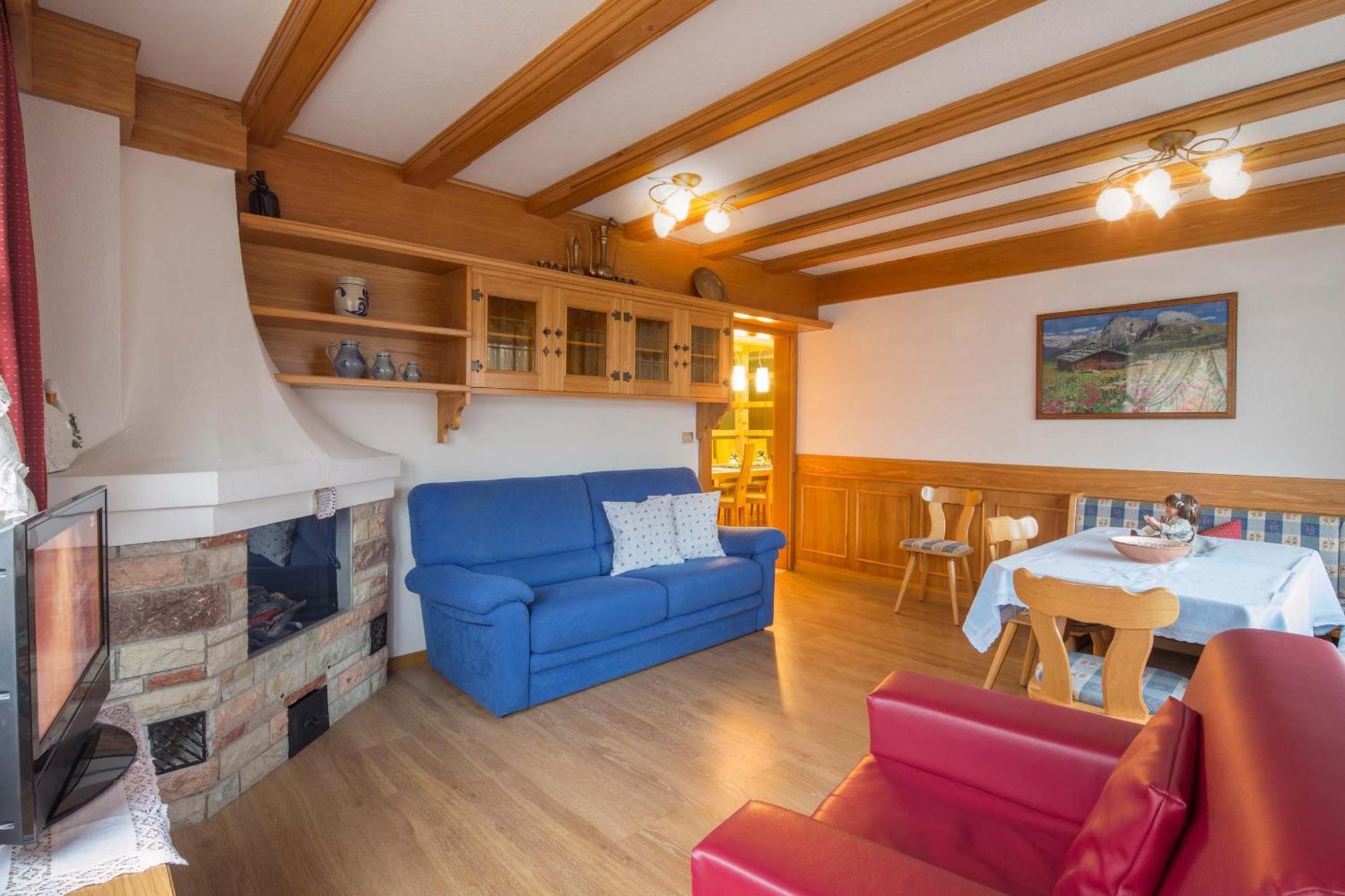 Comfort Four-Bedroom Apartment