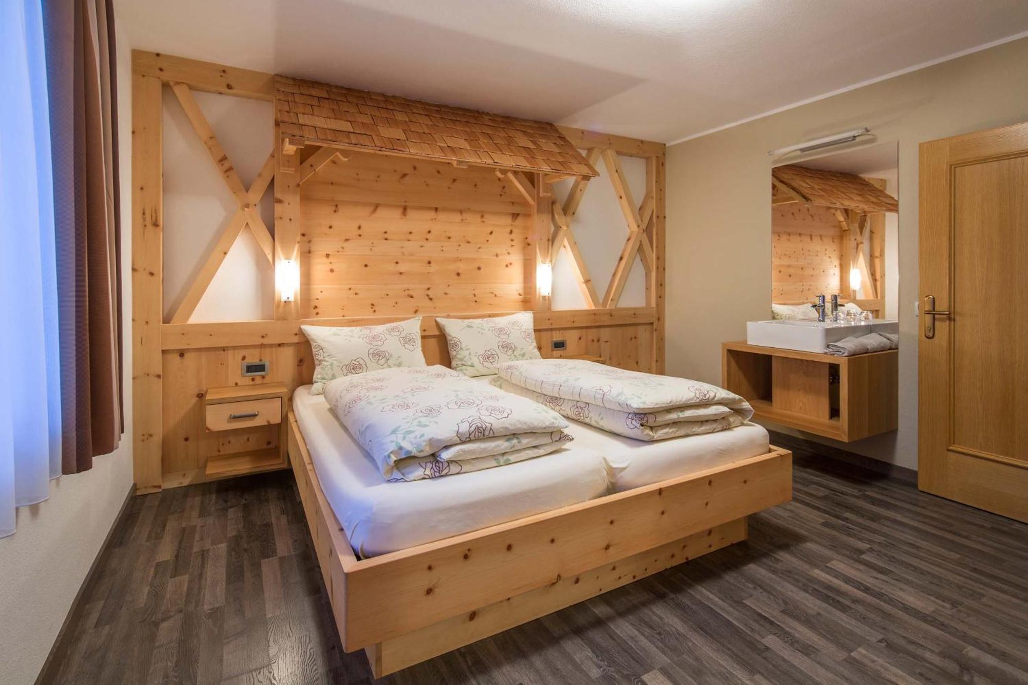 Comfort Four-Bedroom Apartment