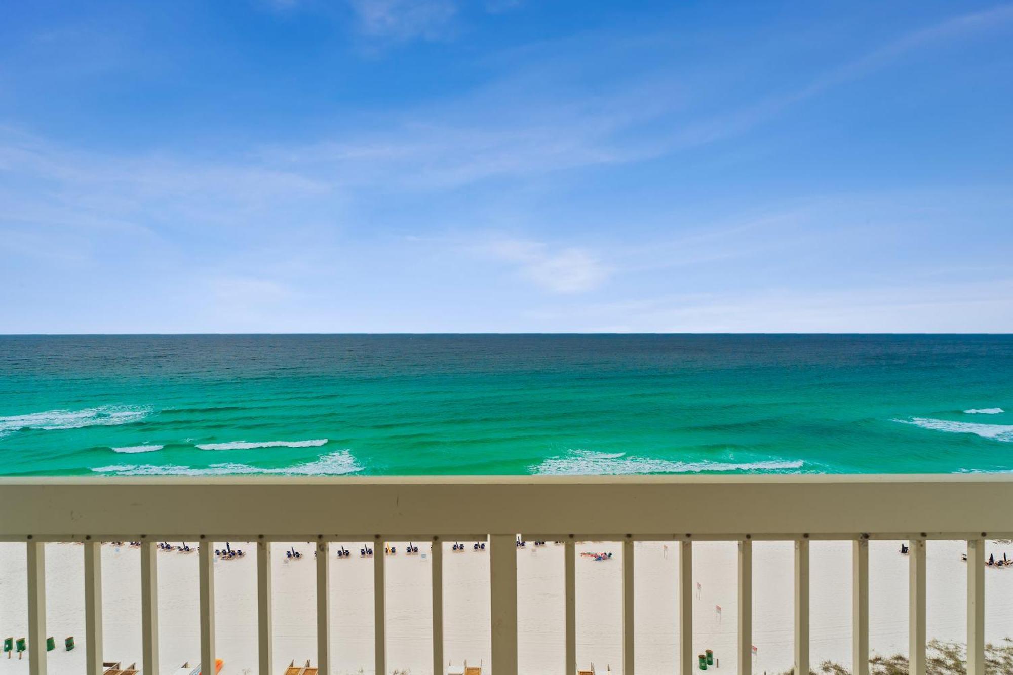 One-Bedroom Apartment 1011 Sea View