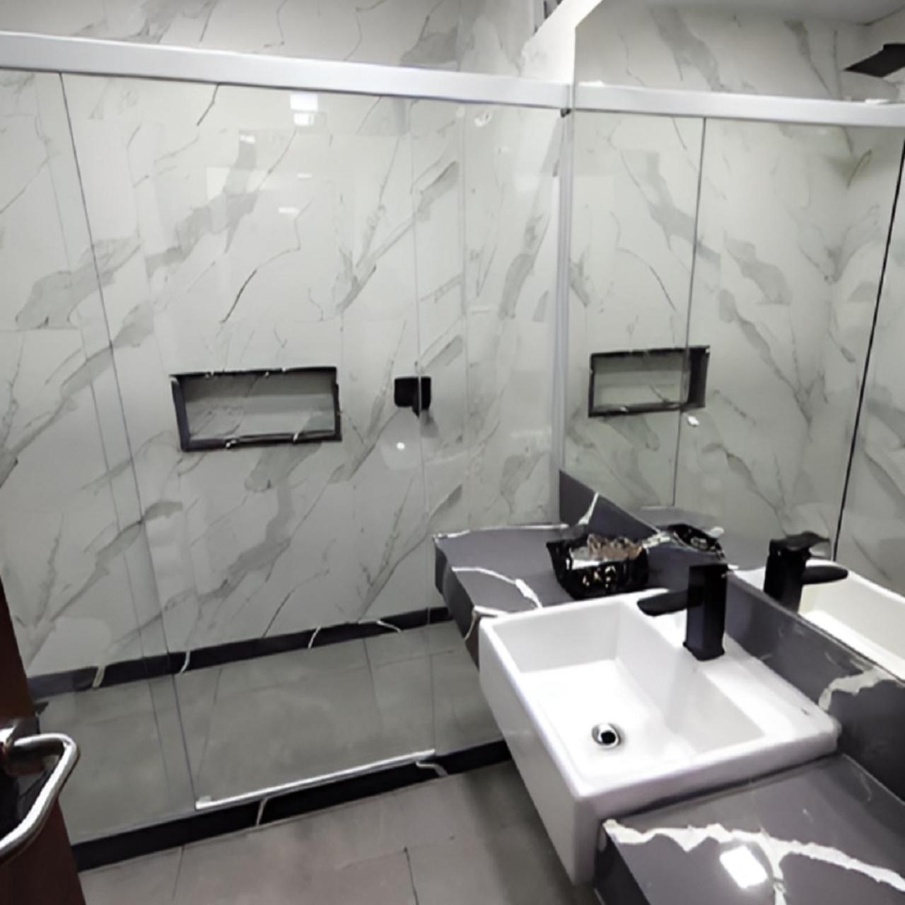Deluxe Family Suite,1591515001:JPEG