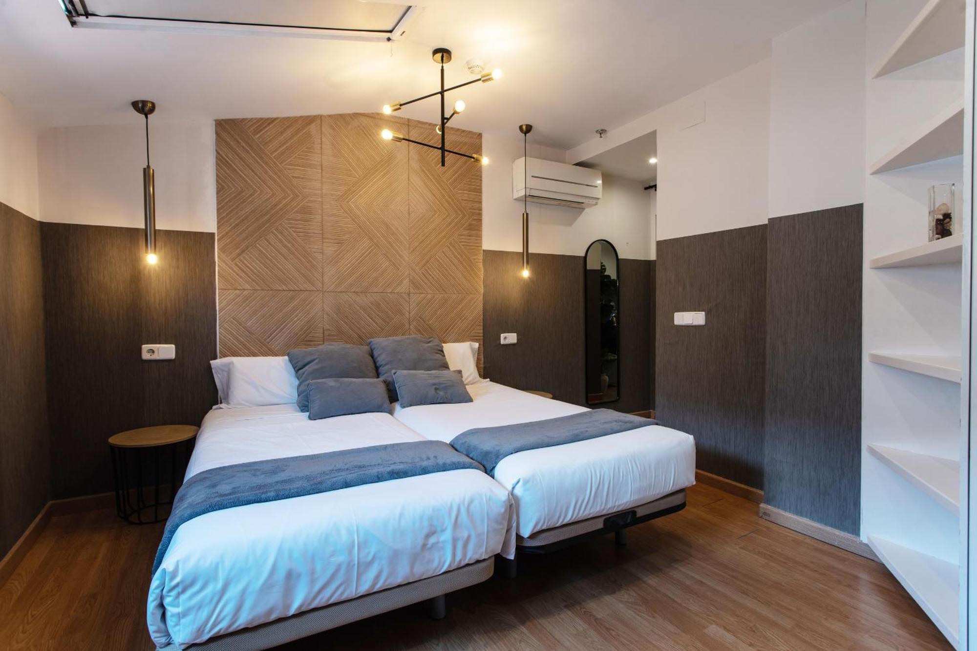 Apartment (4 Adults),1592886498:JPEG