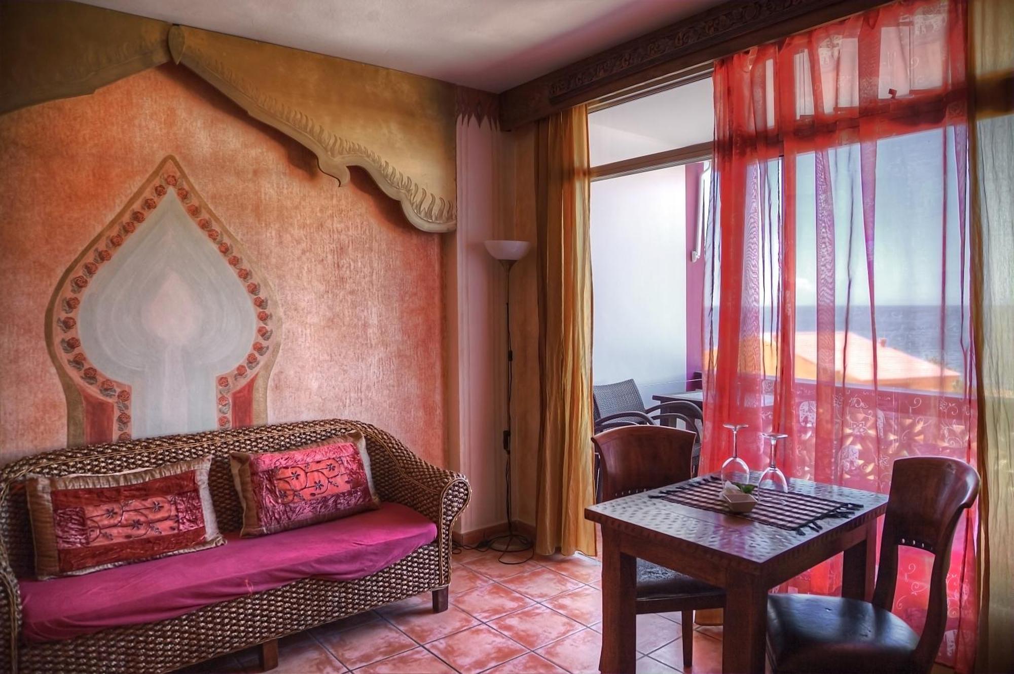 Apartment mit 1 Schlafzimmer, Balkon und Meerblick