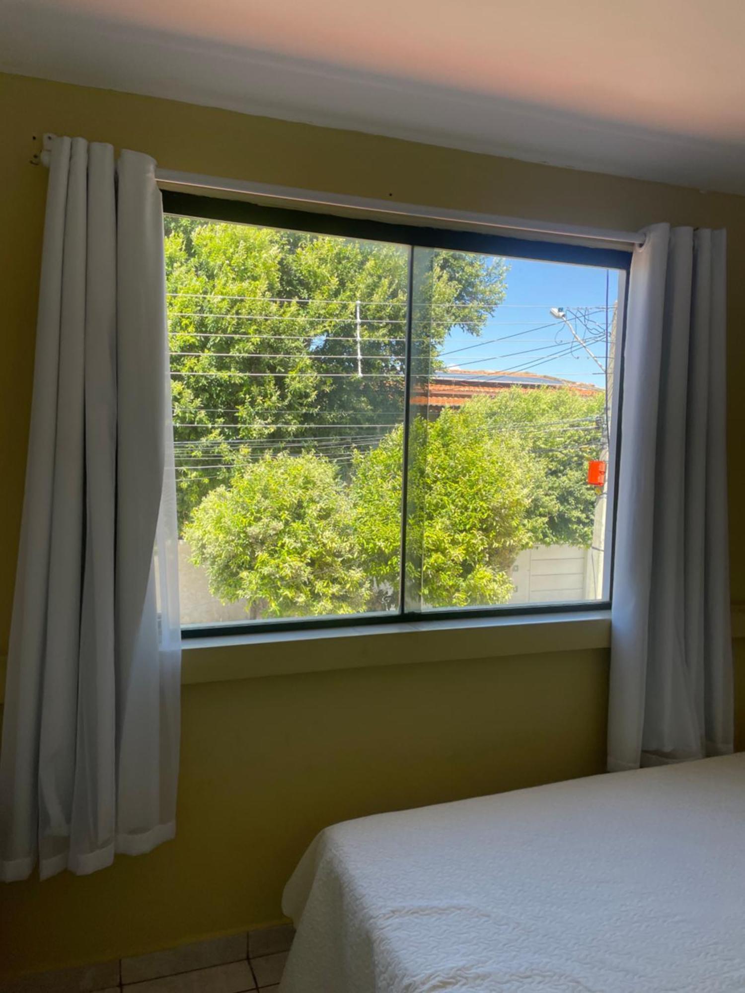 Quarto Triplo Econômico com Banheiro Compartilhado