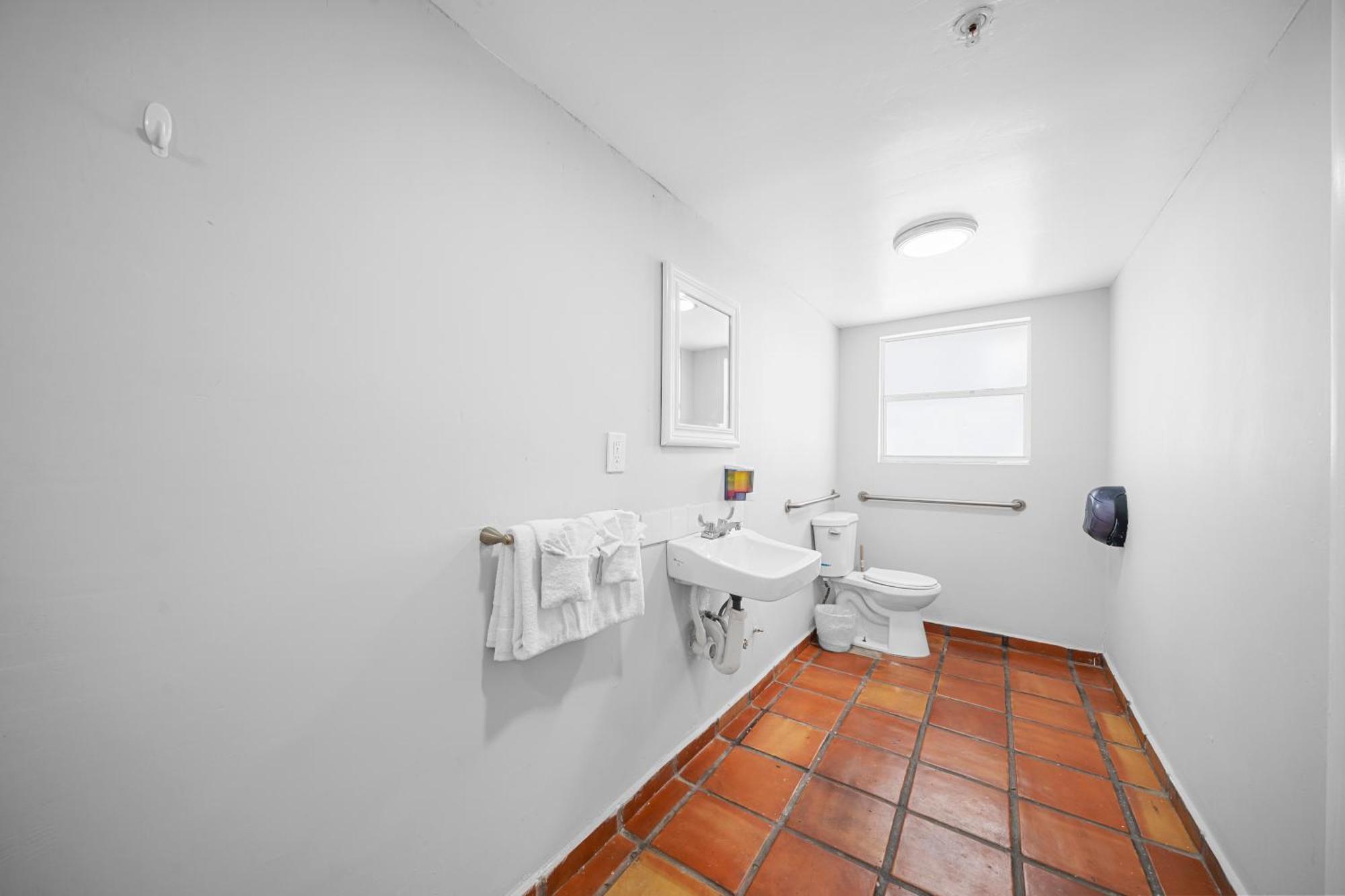 Superior Accessible Queen Studio Kitchen