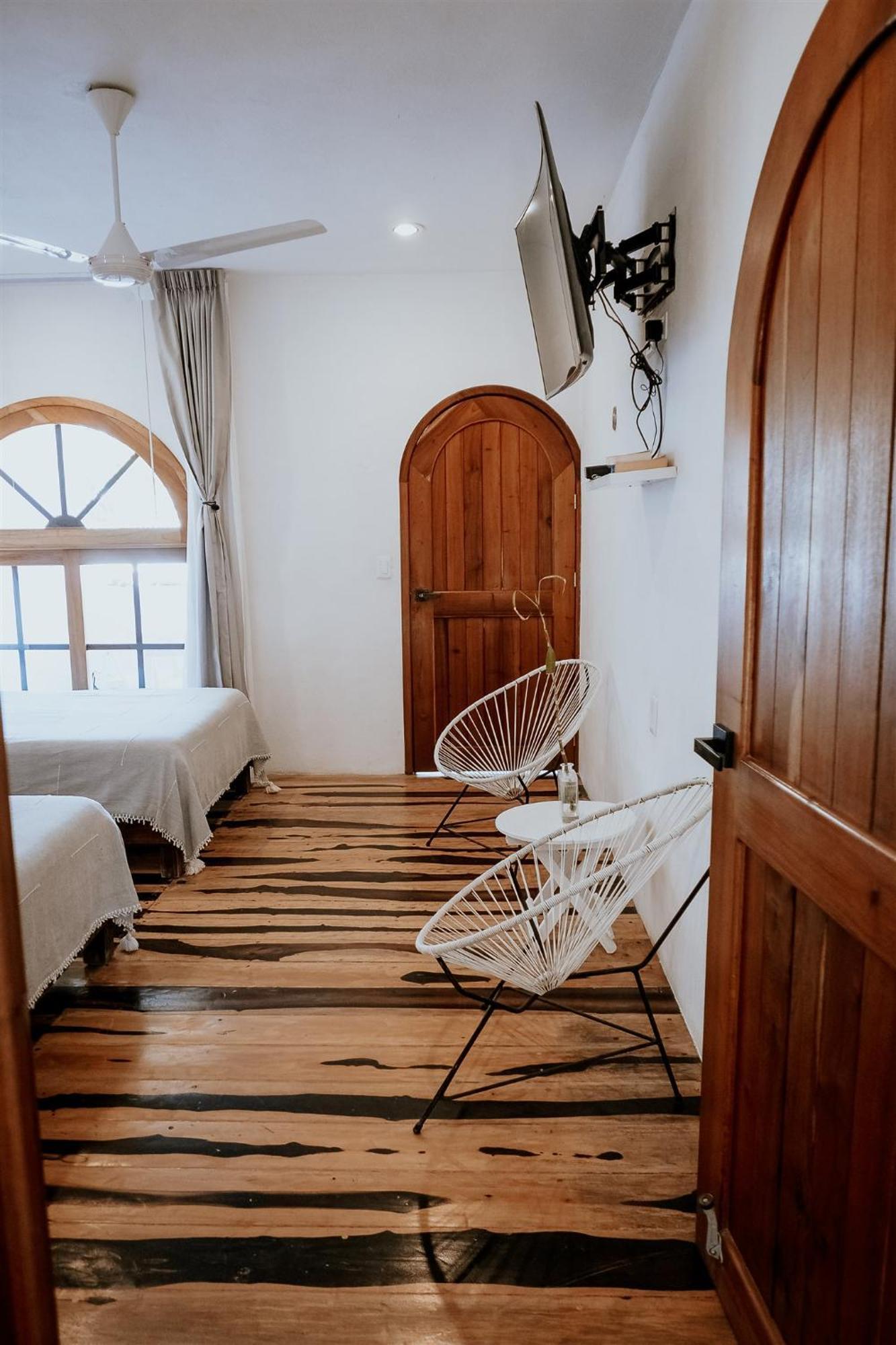 One-Bedroom Deluxe Apartment Balcony