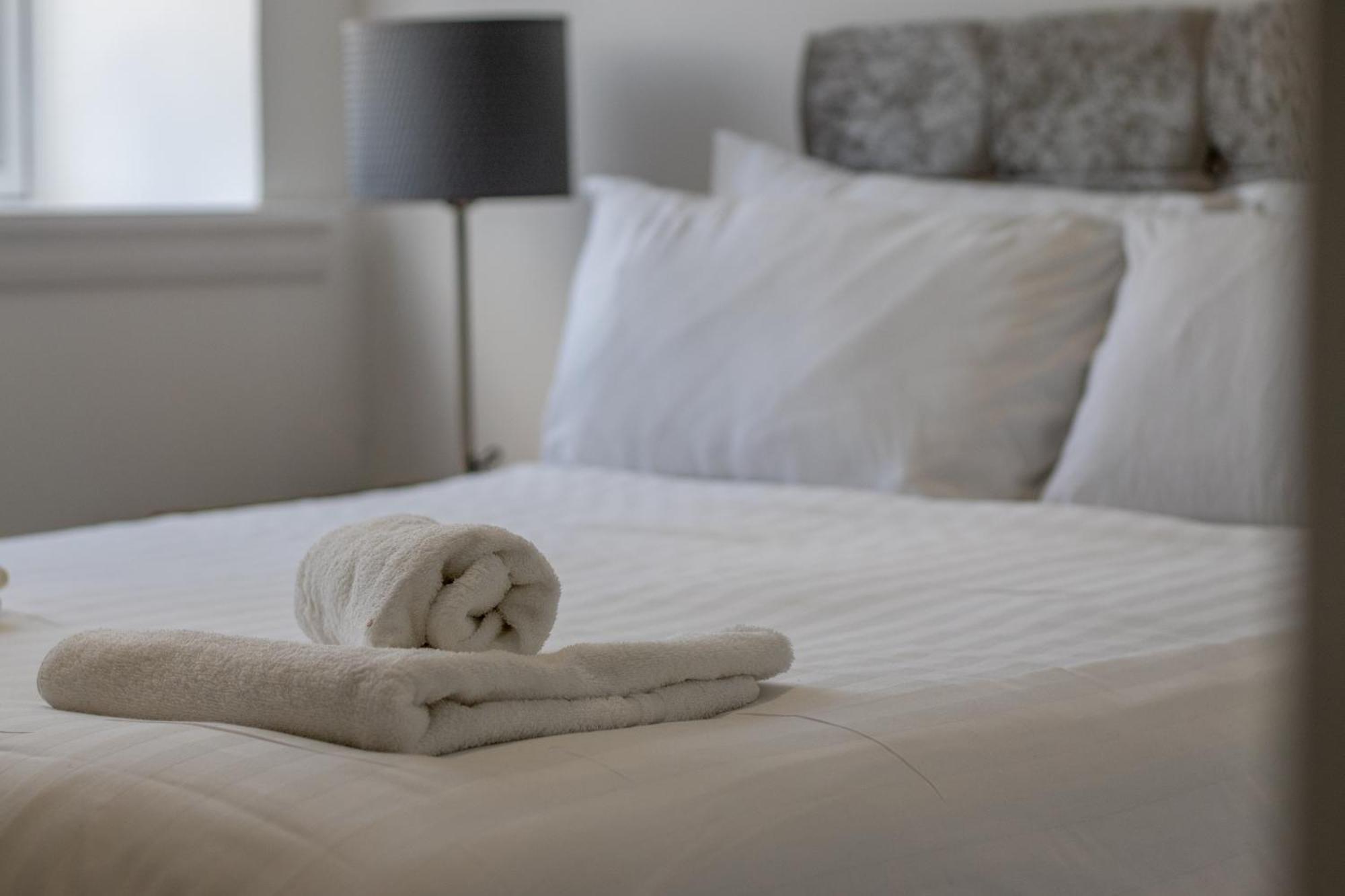 Two-Bedroom Apartment,1661705387:JPEG