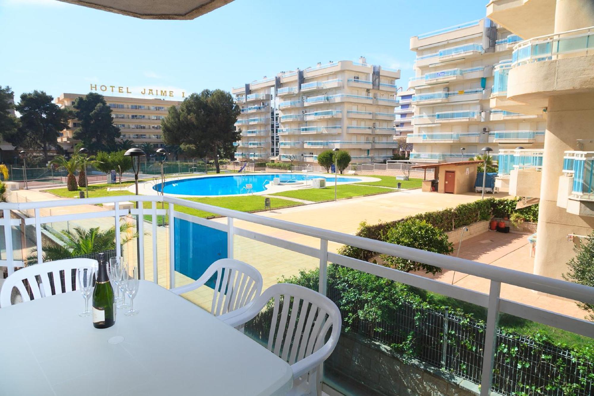 Two-Bedroom Apartment Pool View