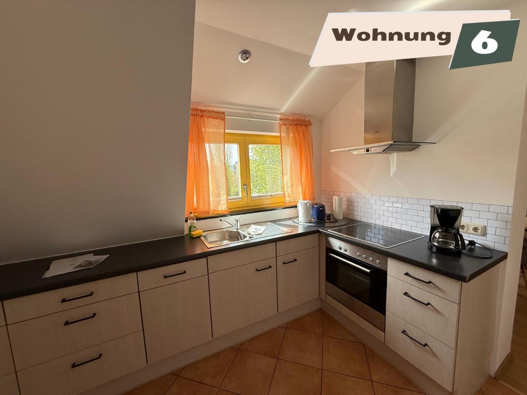 Apartment mit Balkon
