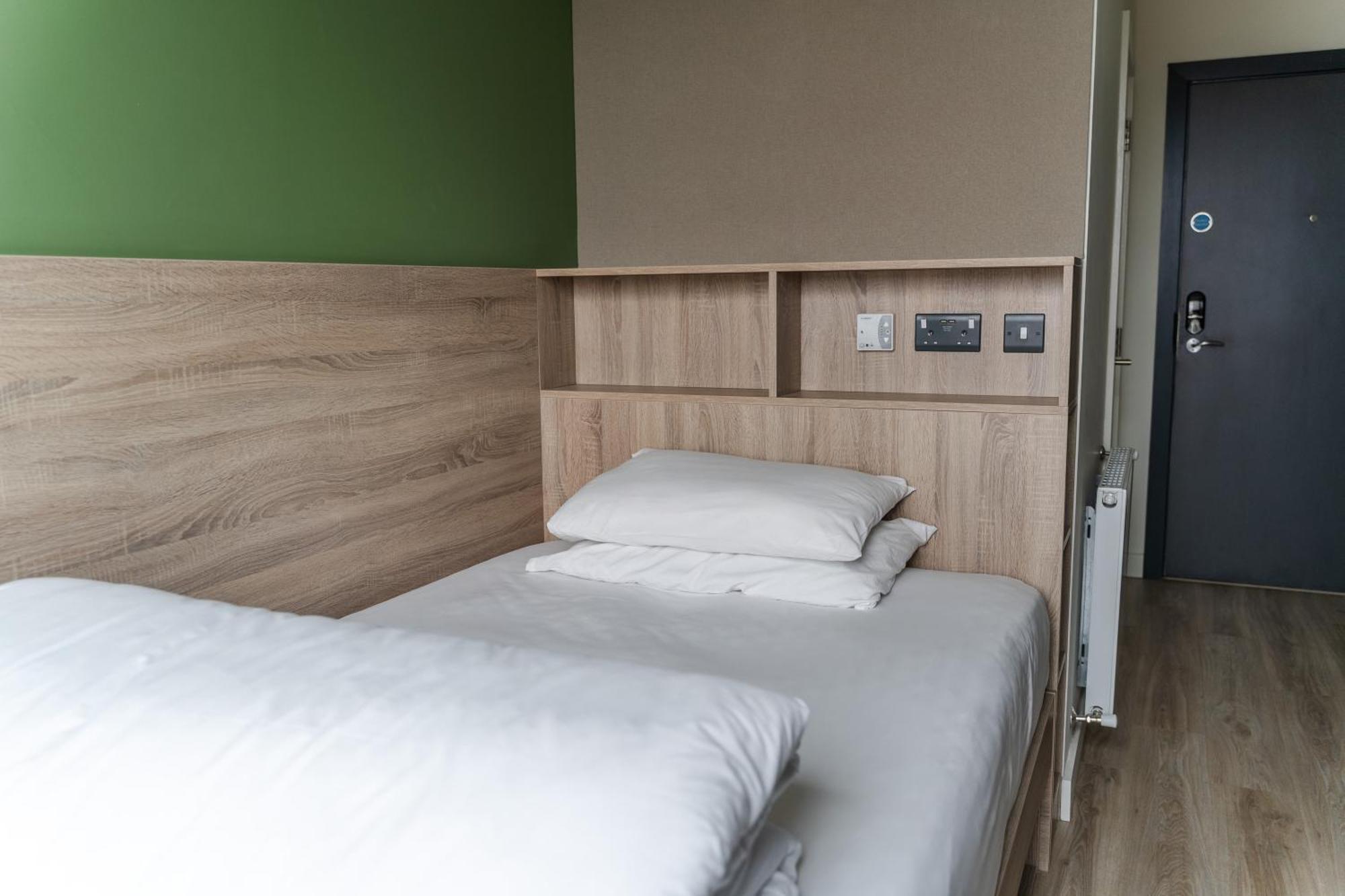 Double Room Private Bathroom