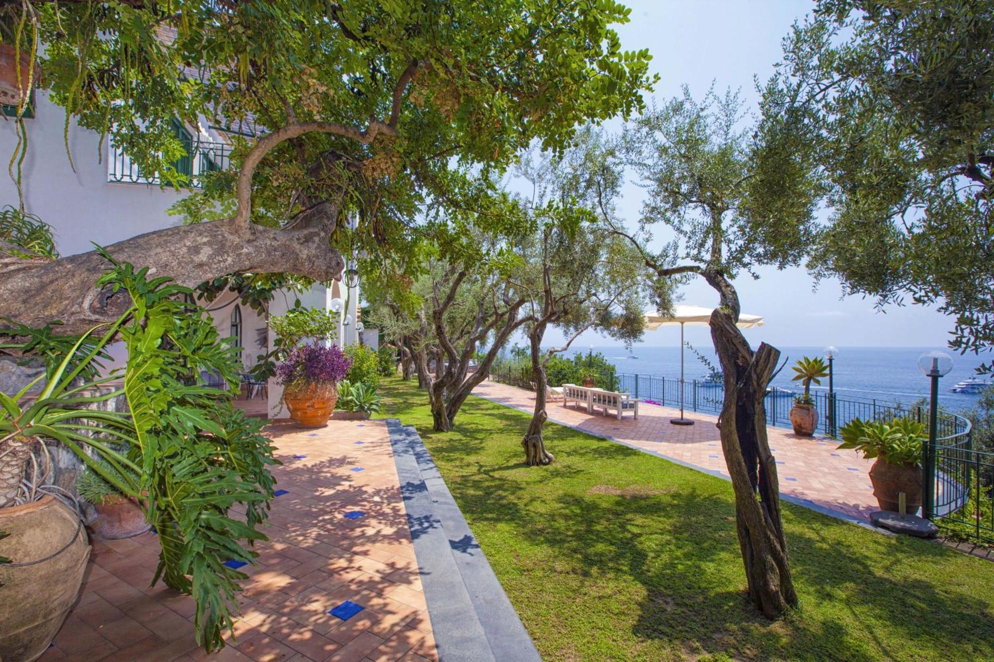 Villa Beach Front