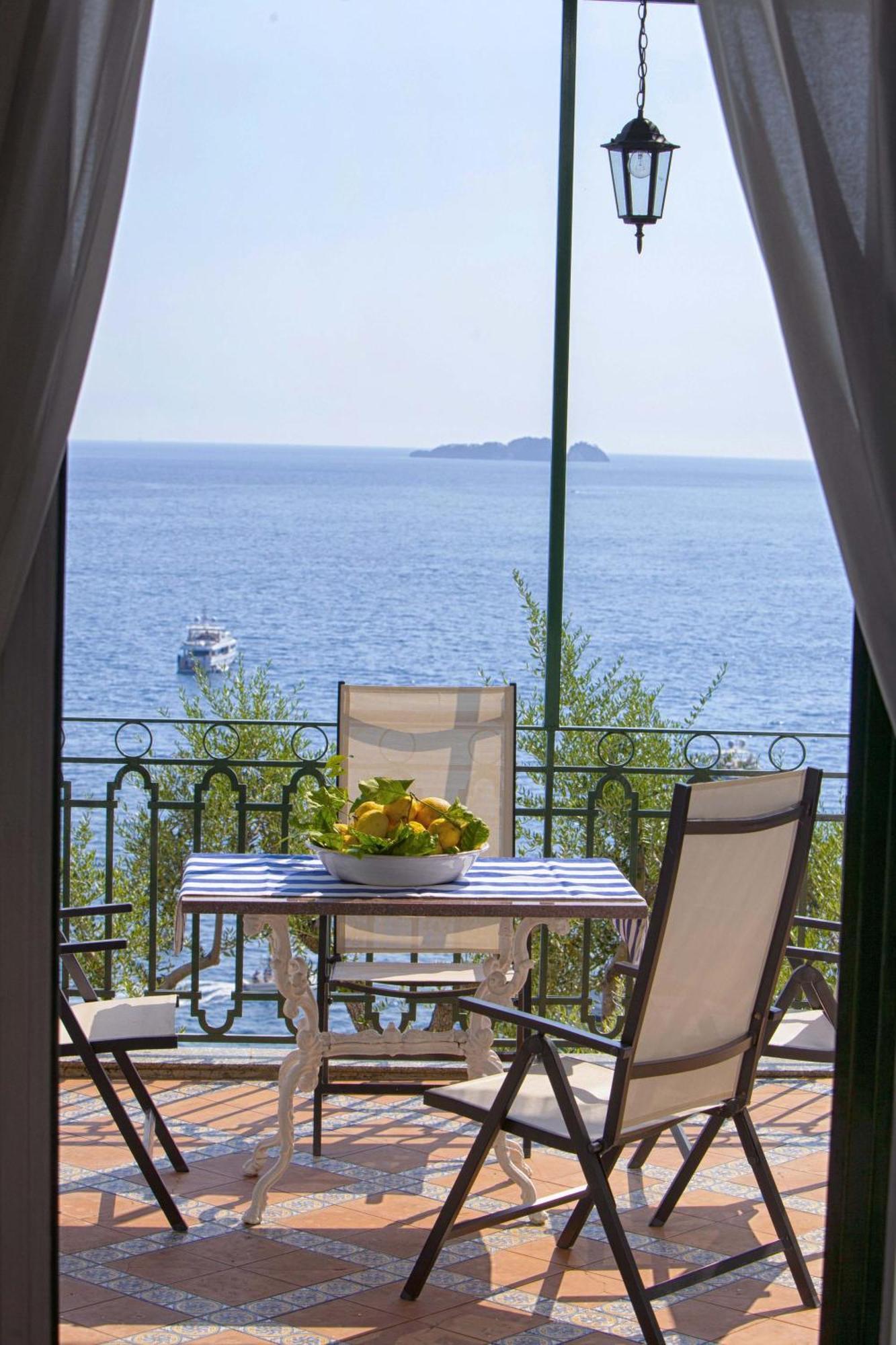 Villa Beach Front