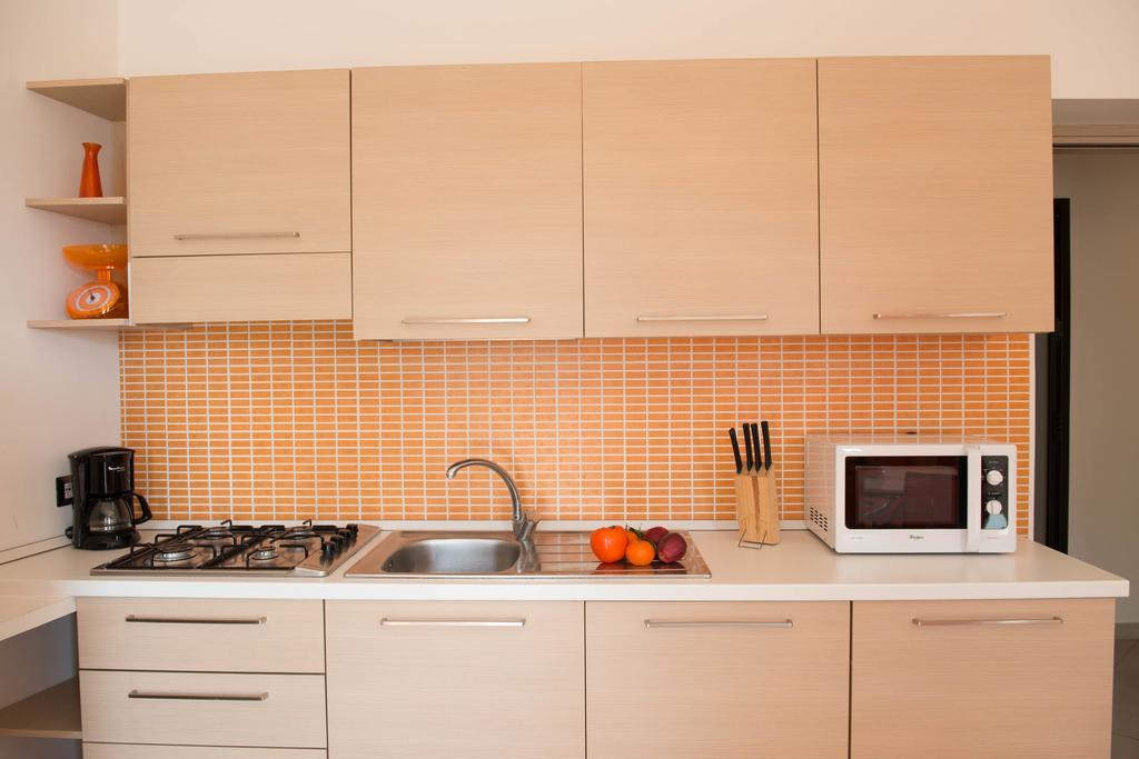 Appartamento con 2 Camere da Letto, Balcone e Vista mare
