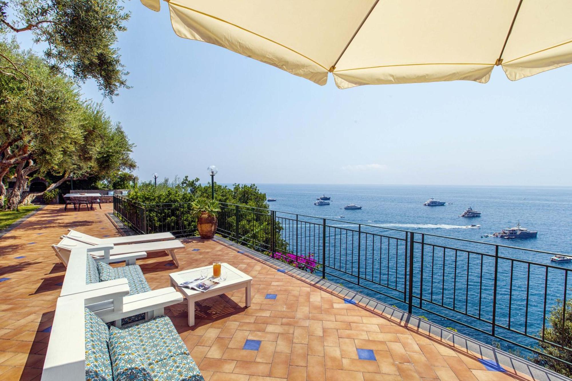 Villa Beach Front