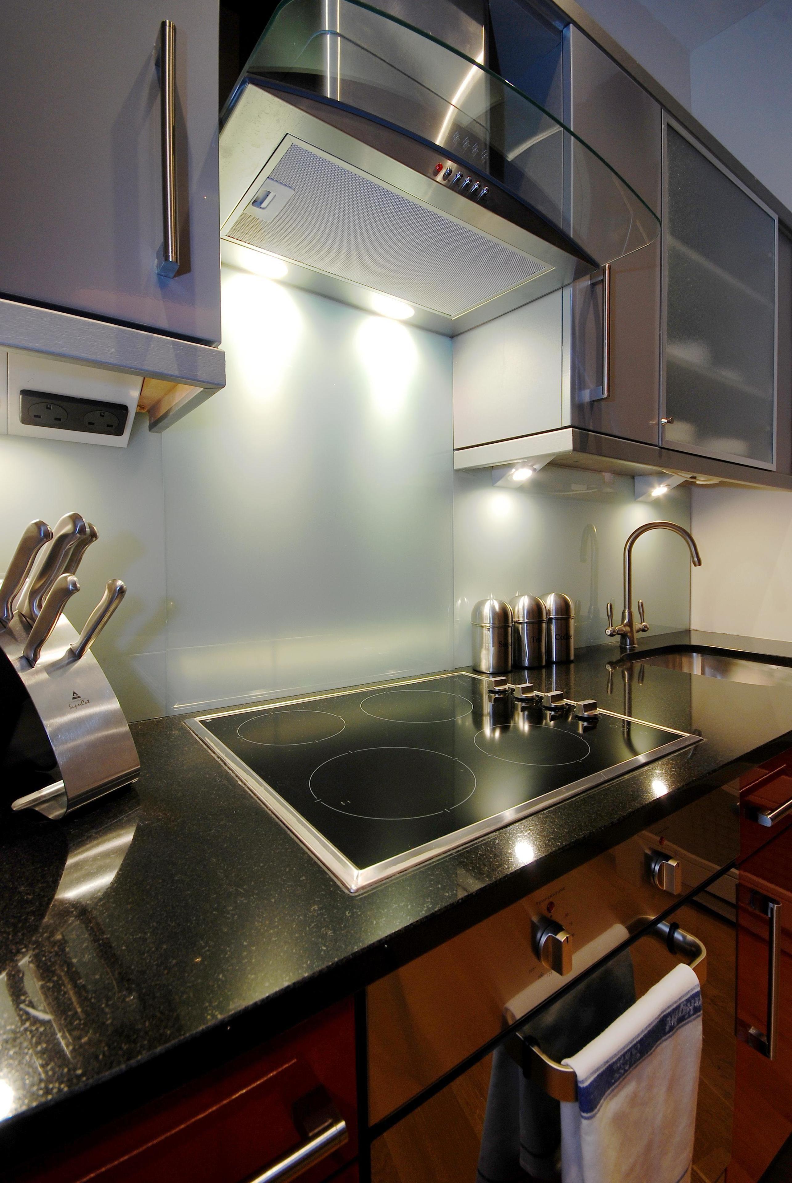 Large Open Plan One Bedroom