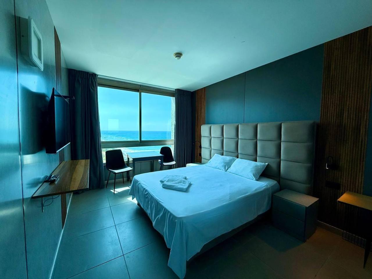 Studio with Sea View