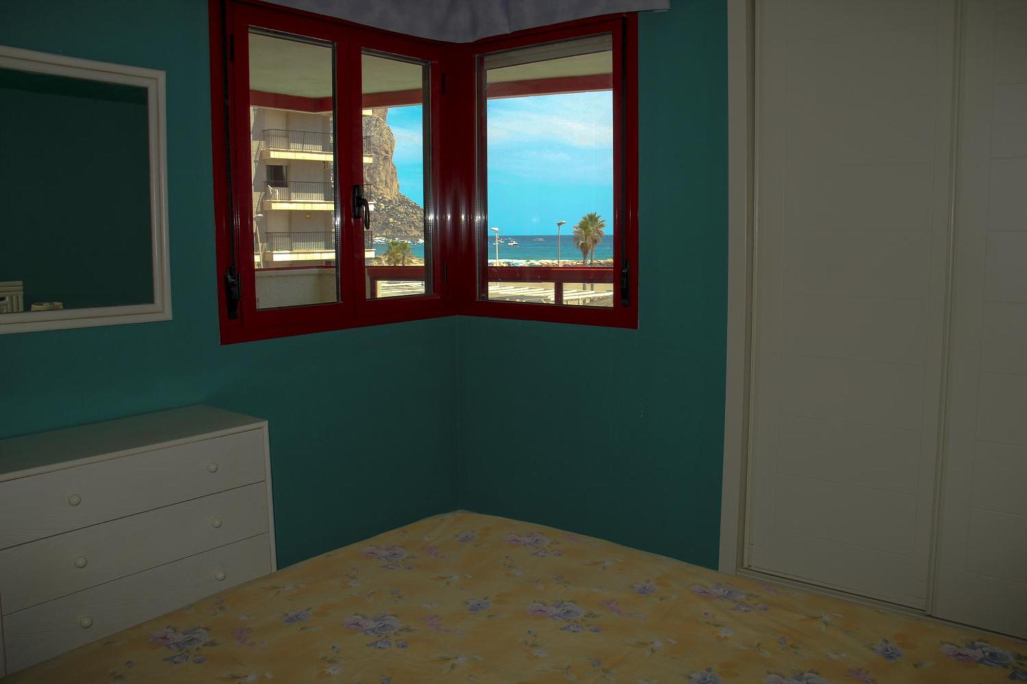 One-Bedroom Apartment Silver