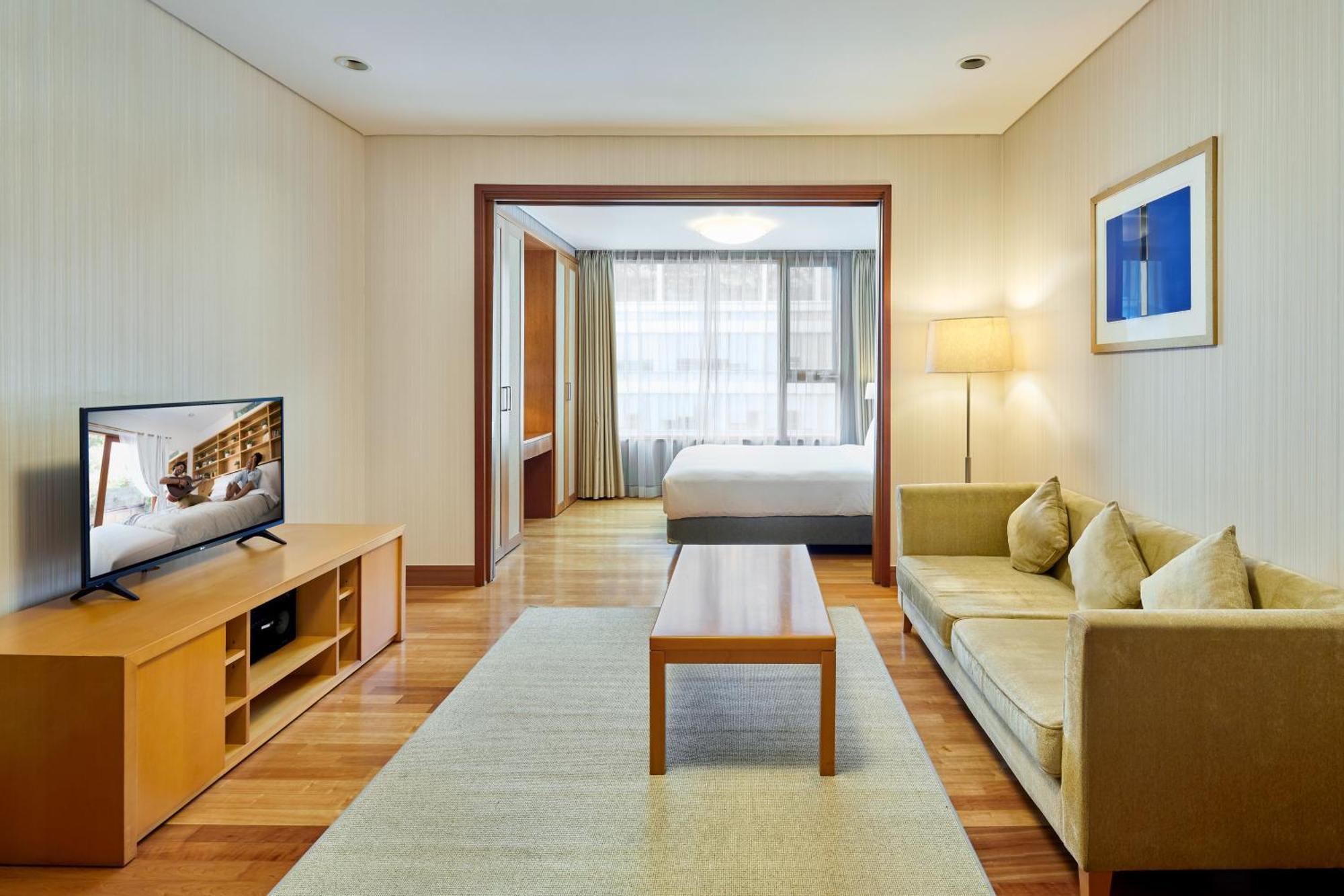 Deluxe One-Bedroom