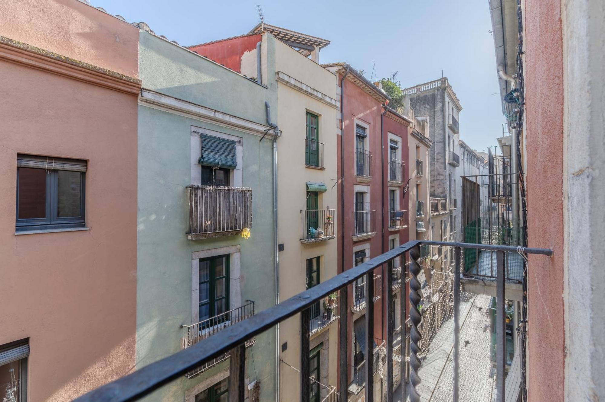 Apartment Street View 12