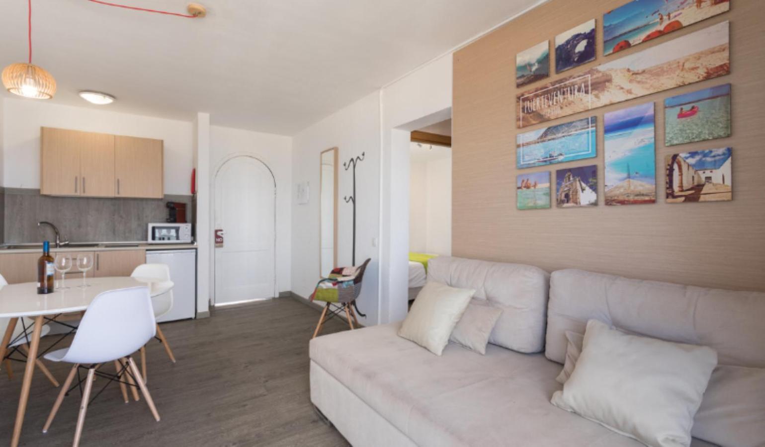 One-Bedroom Apartment Terrace