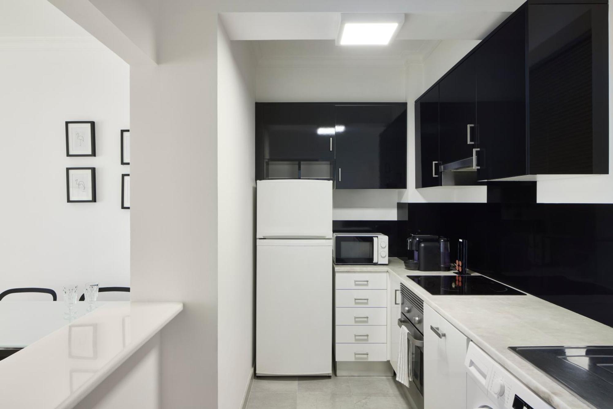 Apartamento com 1 Quarto - Frente Mar