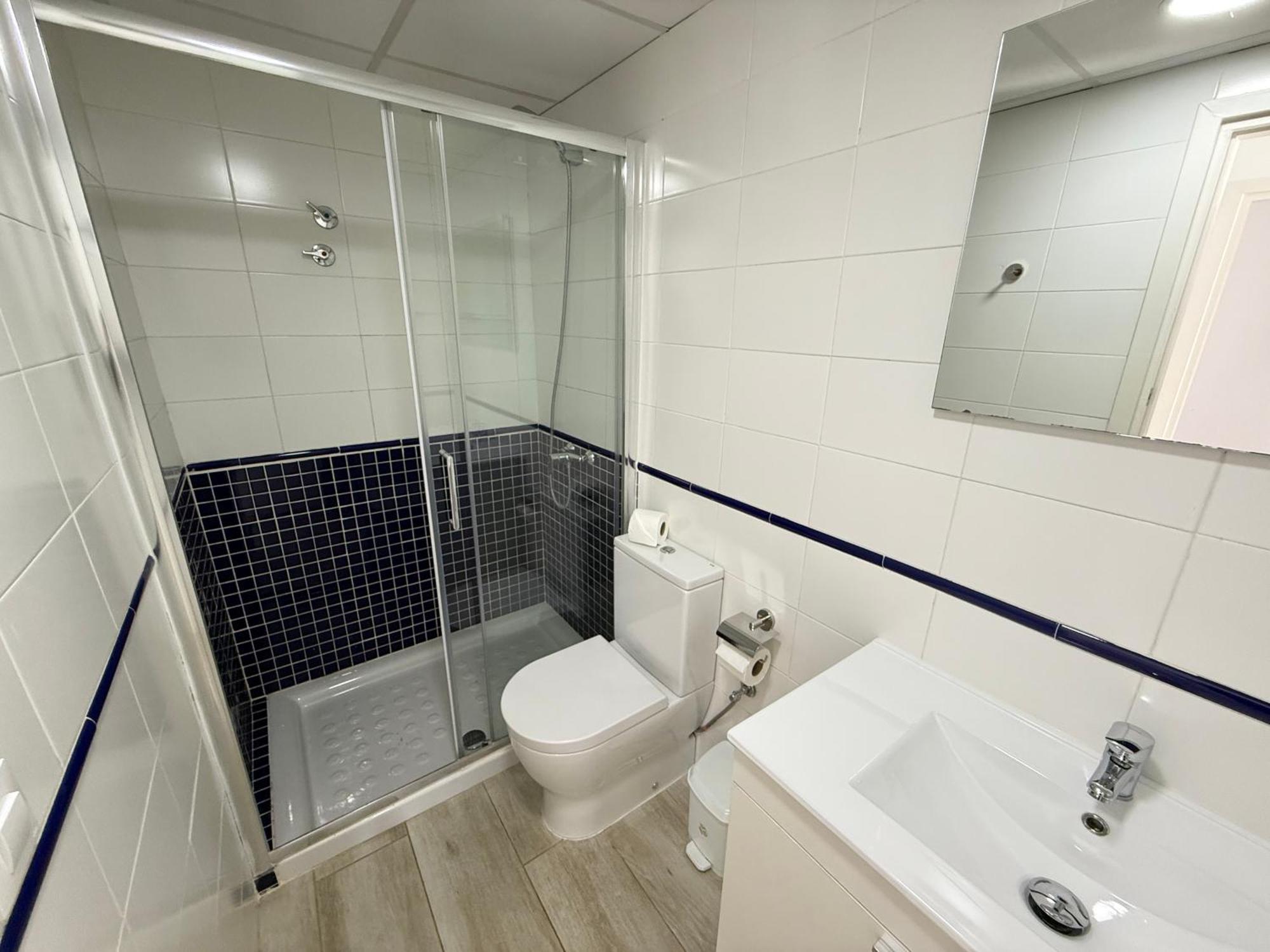Superior One-Bedroom Apartment