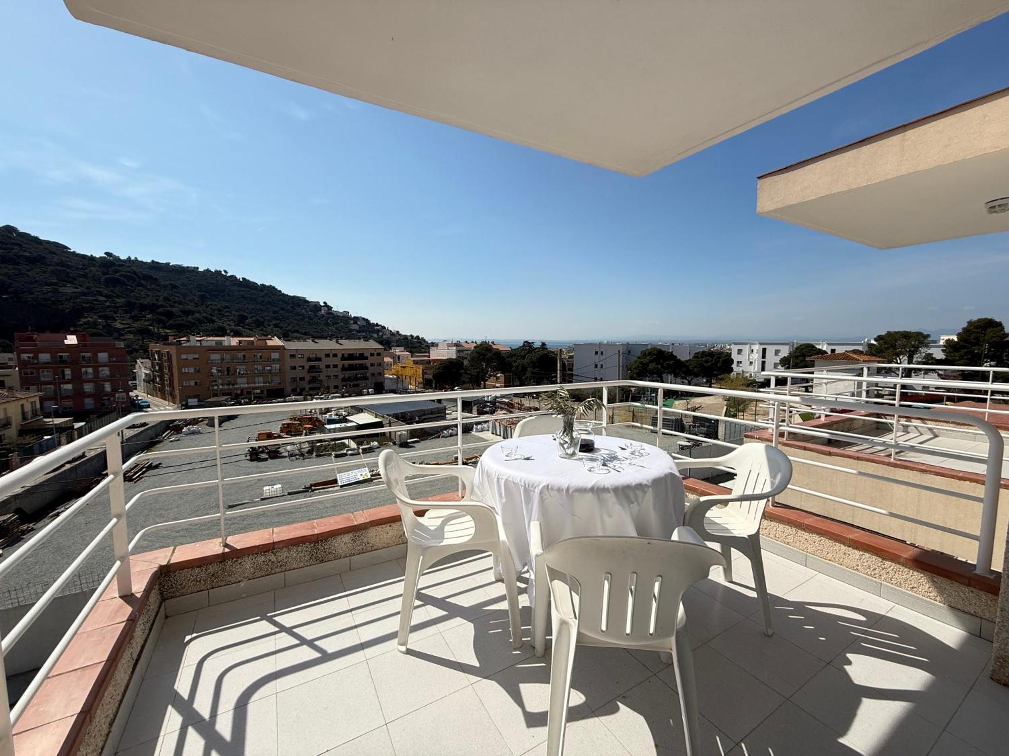 Superior One-Bedroom Apartment