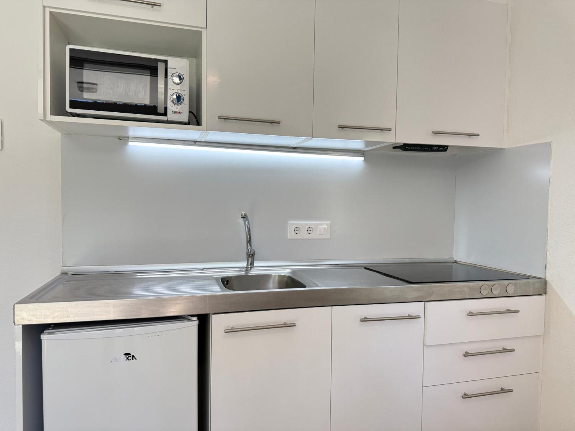 Basic One-Bedroom Apartment