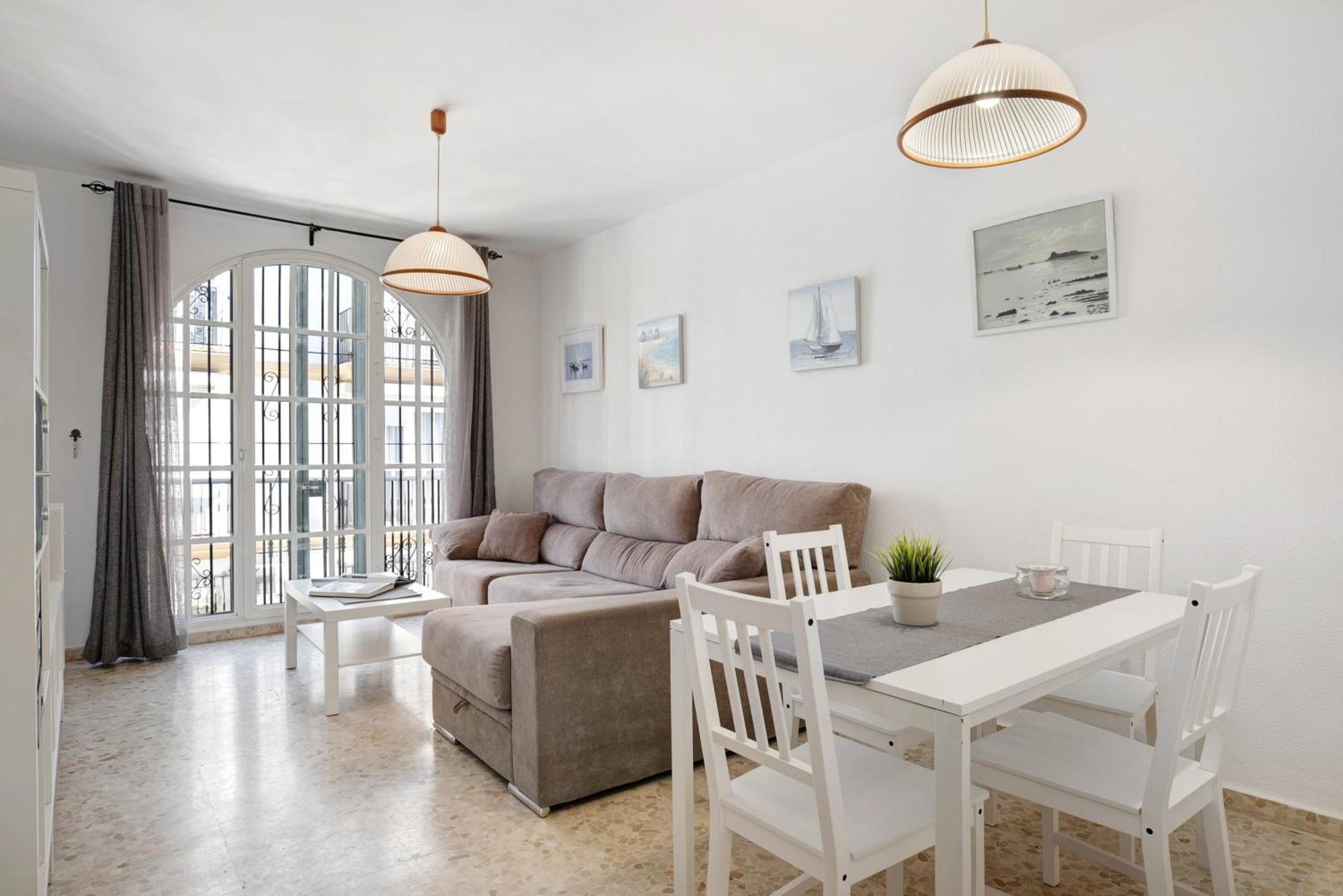 Superior One-Bedroom Apartment Balcony