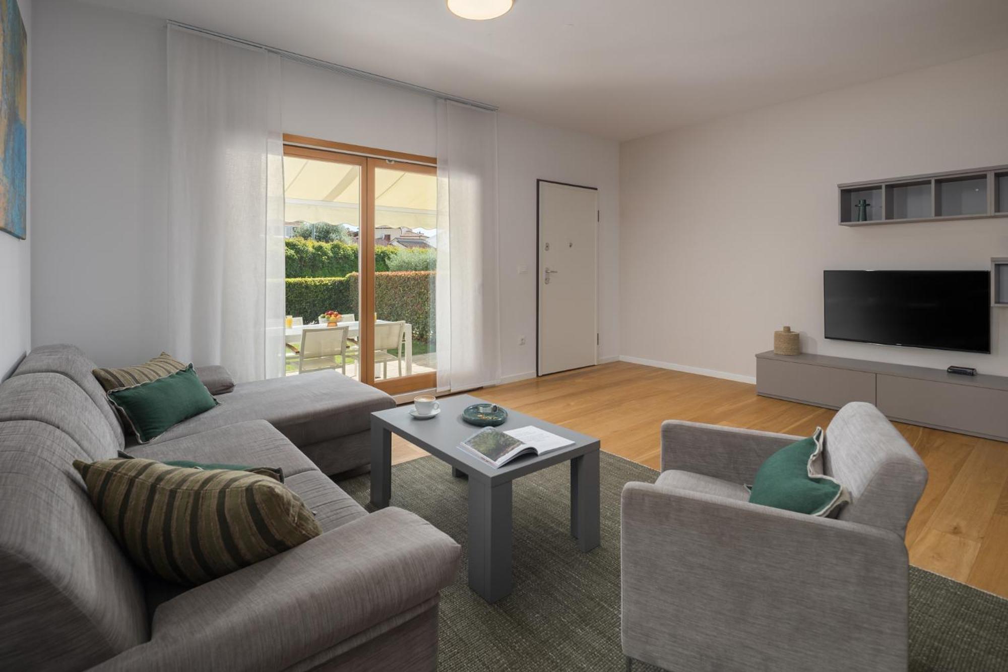 Premium Apartment Private Garden