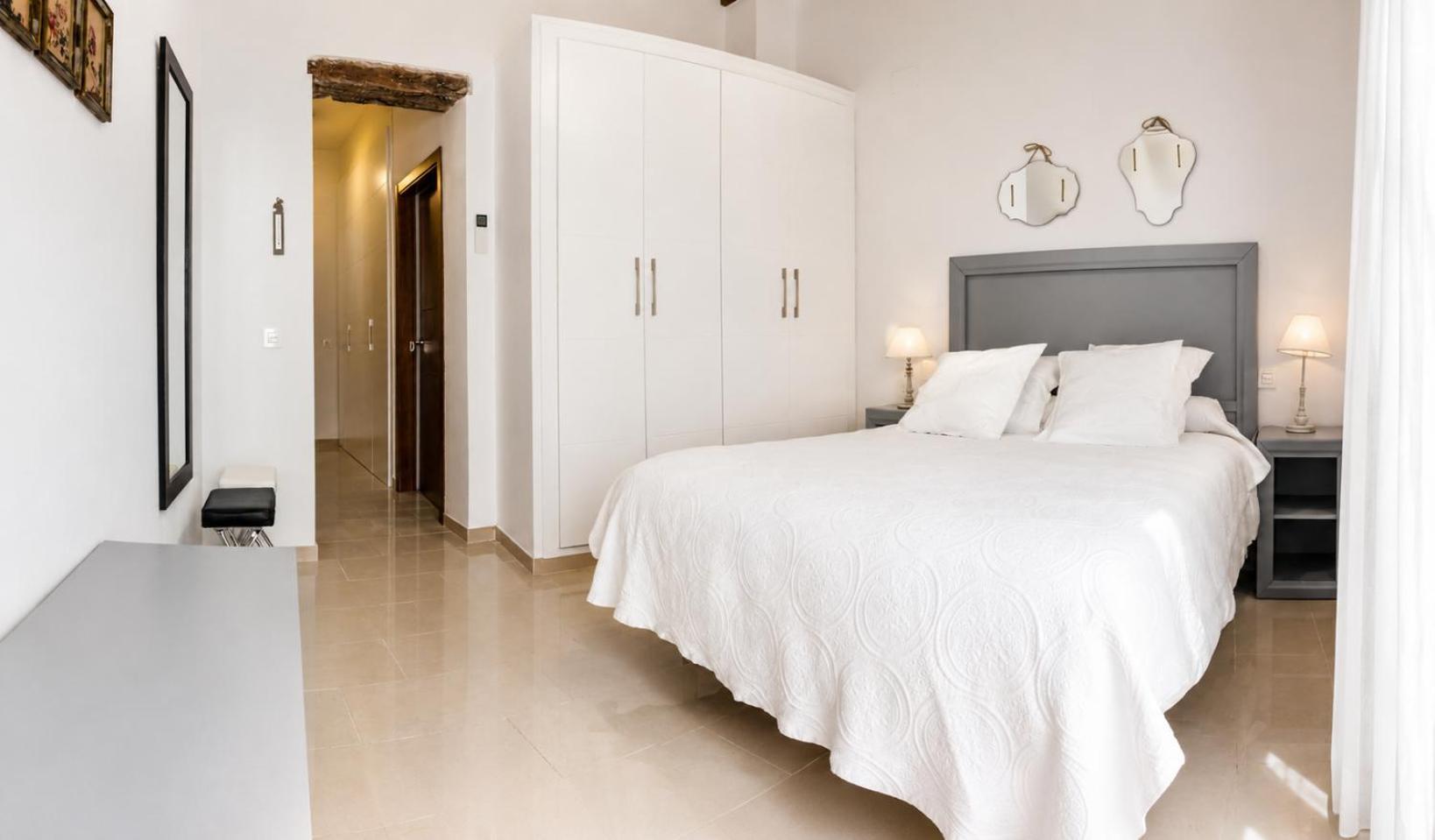 One-Bedroom Apartment Terrace