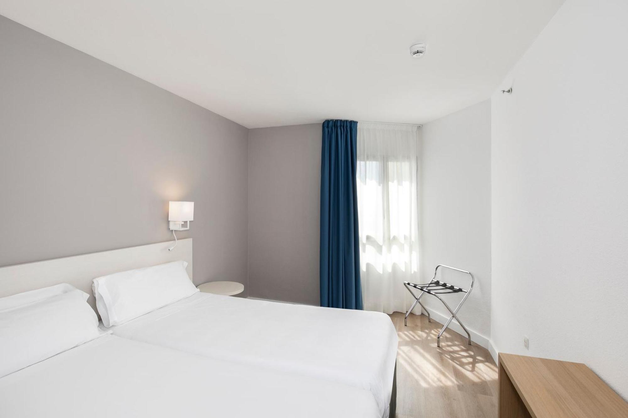 Apartamento com 1 Quarto e Vista Mar