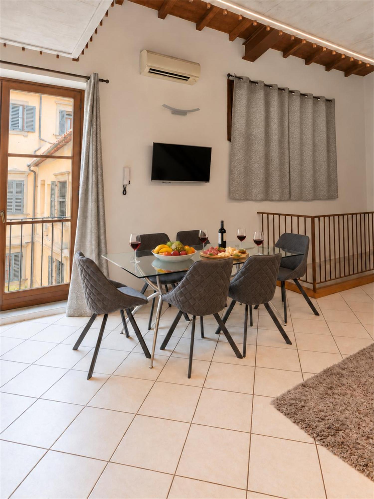 Apartment Split Level