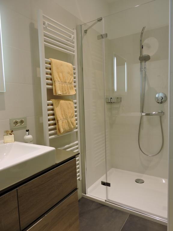 Superior One-Bedroom Apartment