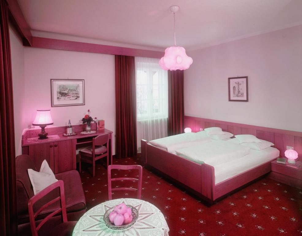 Double Room,22835586:JPEG