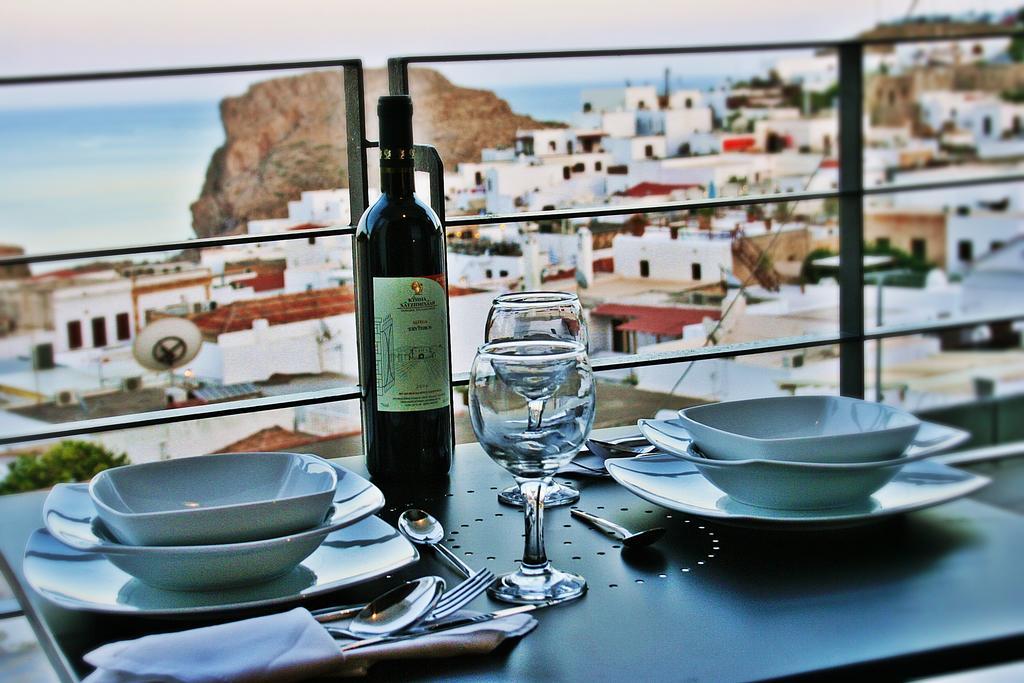 Deluxe One-Bedroom Apartment with Private Balcony and Sea View,231781597:JPEG