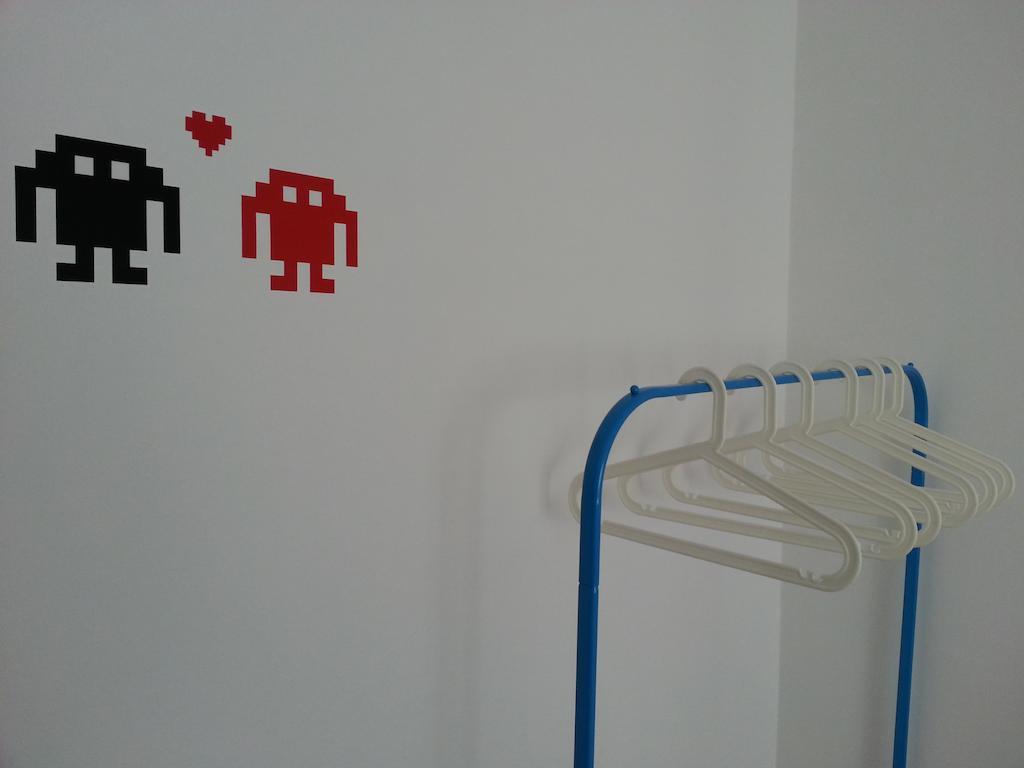 Three-Bedroom Apartment,232287856:JPEG