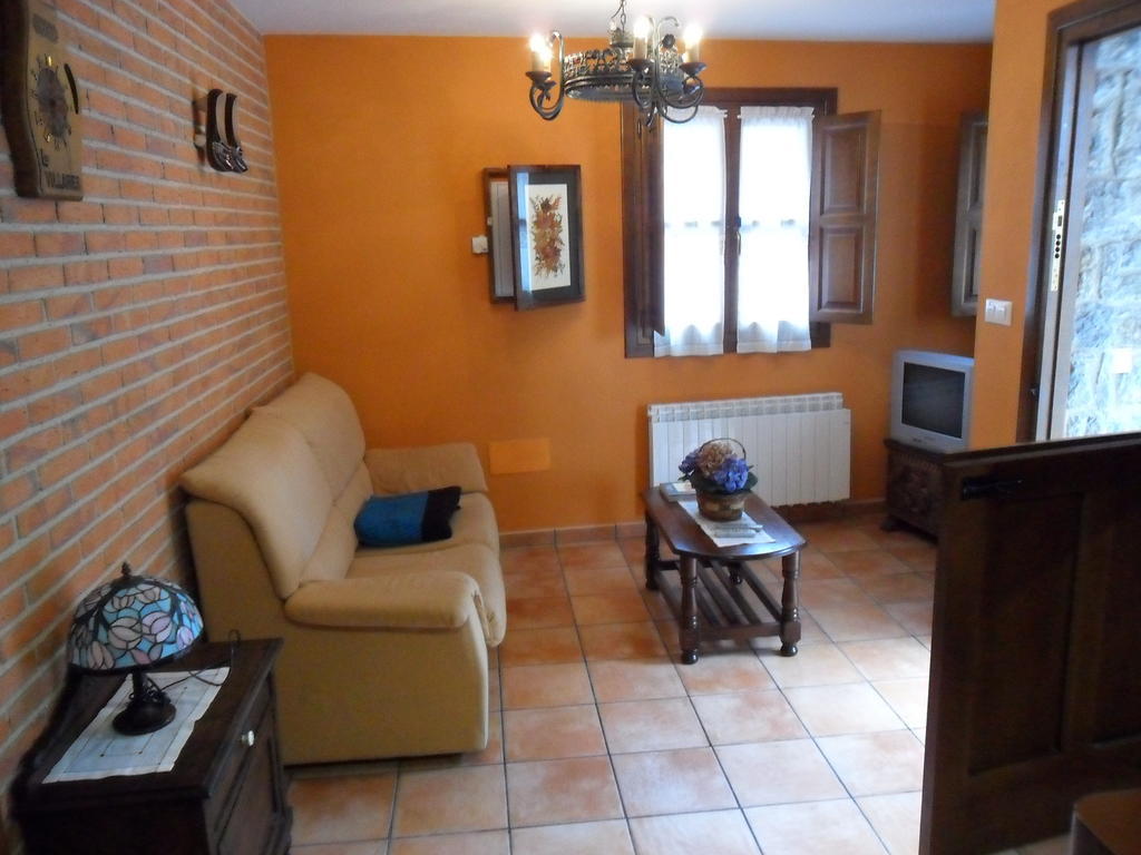 One-Bedroom Apartment (2 - 4 Adults),247374557:JPEG