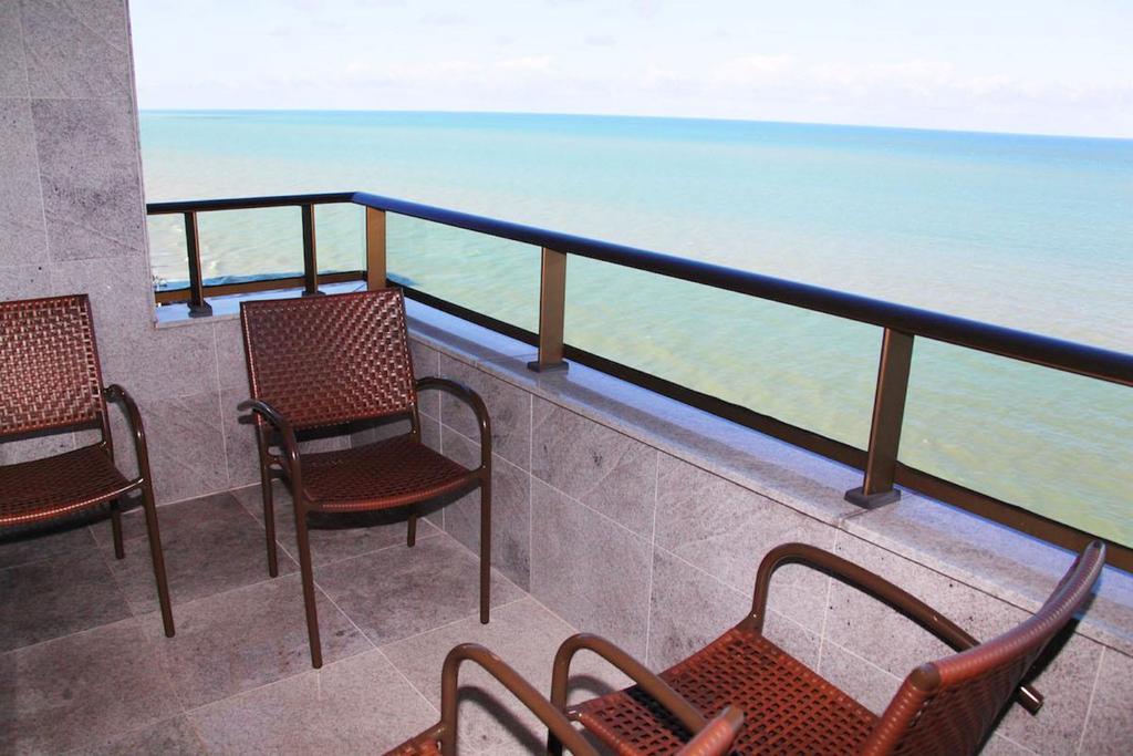 Apartamento com Vista do Mar