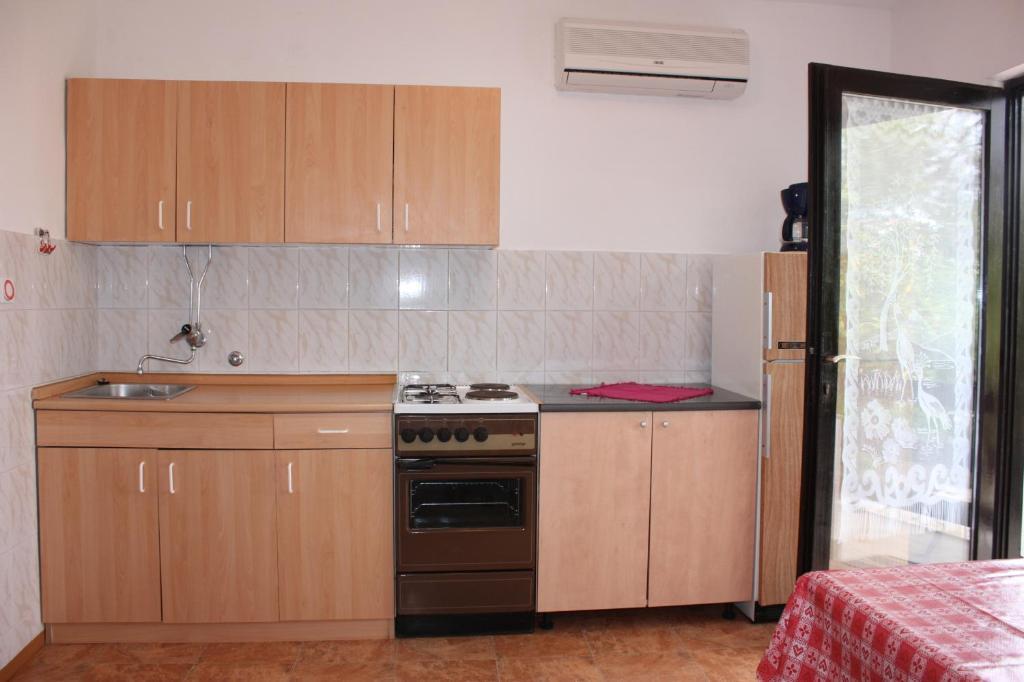 Two-Bedroom Apartment Sea View
