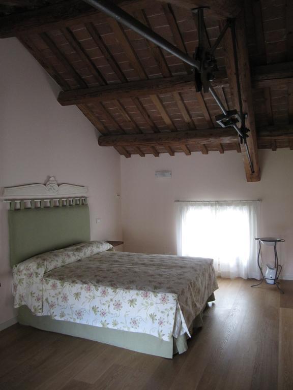 Apartment,318804593:JPEG